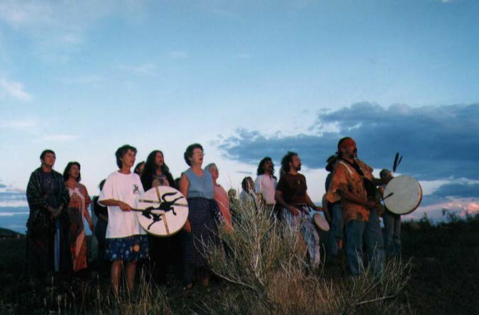 Equinox 99 Group Drumming JP (35401 bytes)