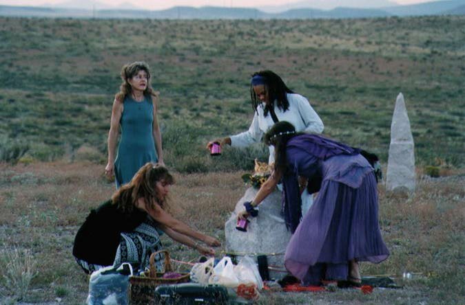 Offerings Equinox 99 JP (46667 bytes)