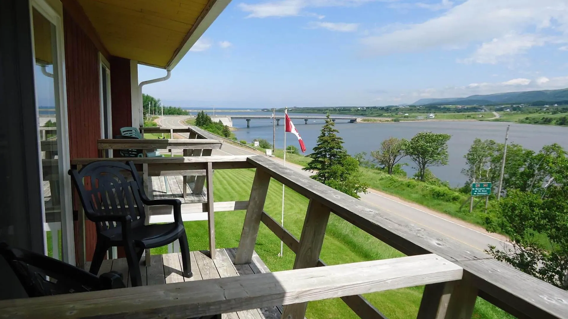 11 Best 3-Star Hotels in Nova Scotia for Every Type of Trip