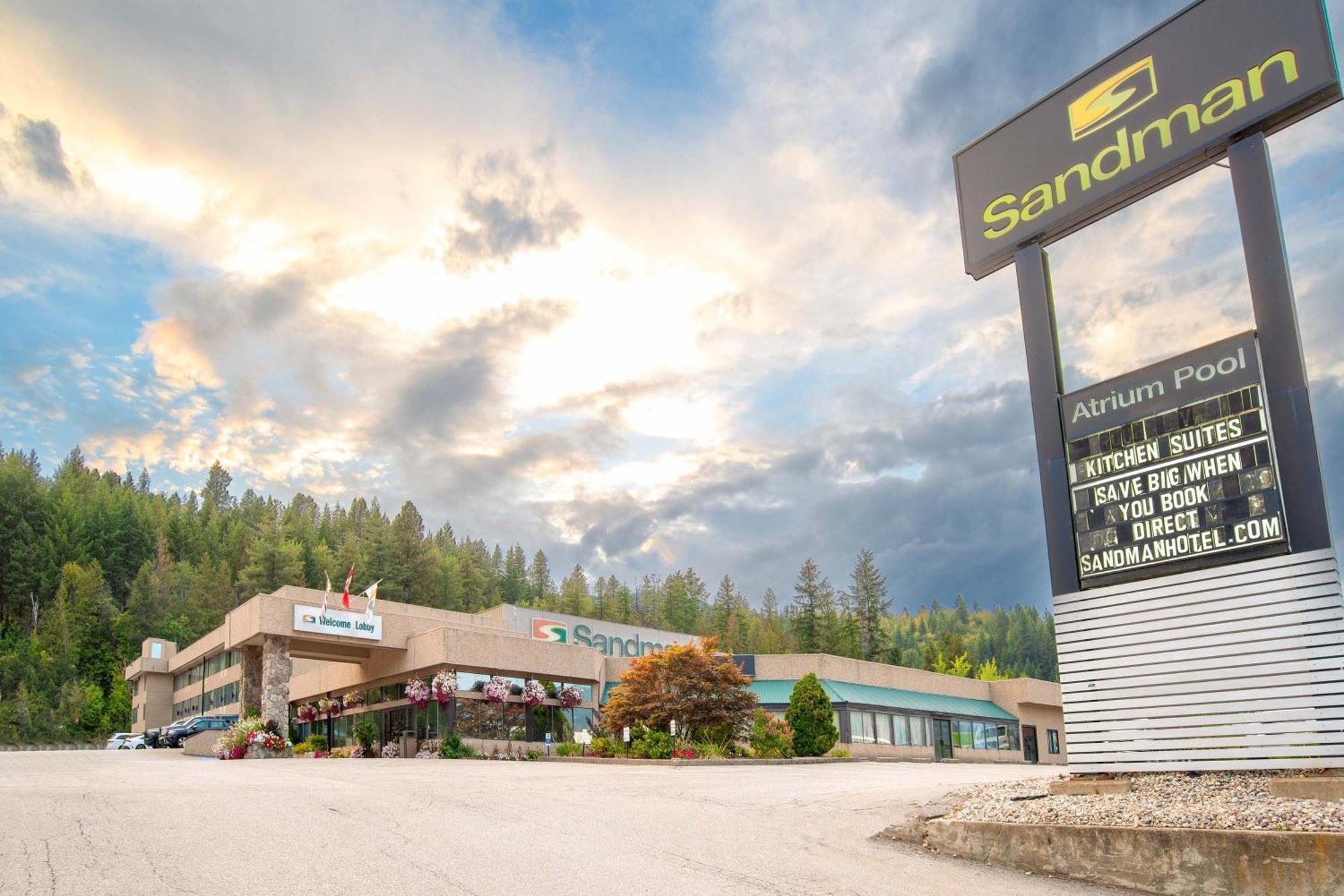Staying in Canada: 5 Sandman Hotel Group Stays Compared
