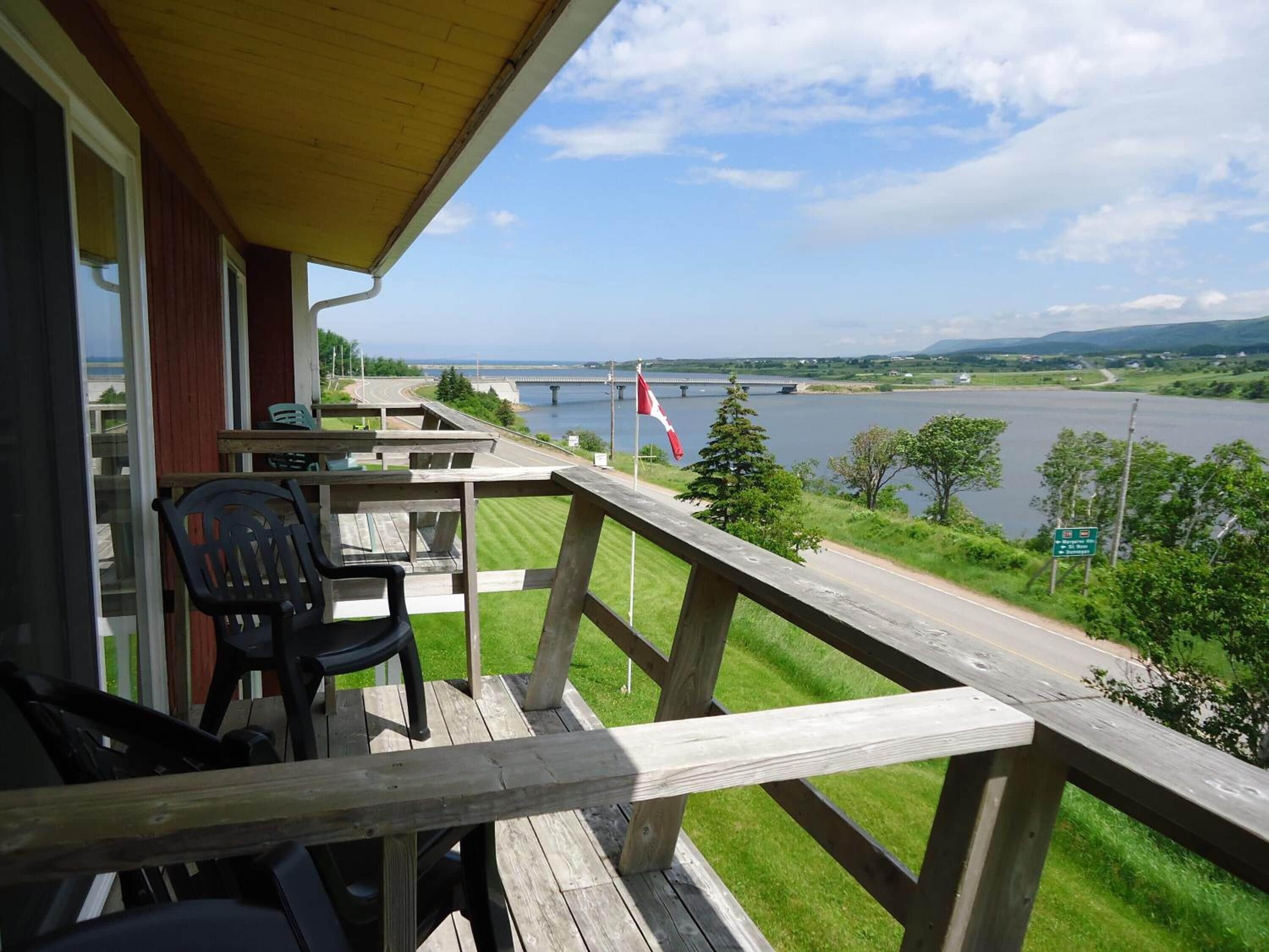 11 Best 3-Star Hotels in Nova Scotia for Every Type of Trip